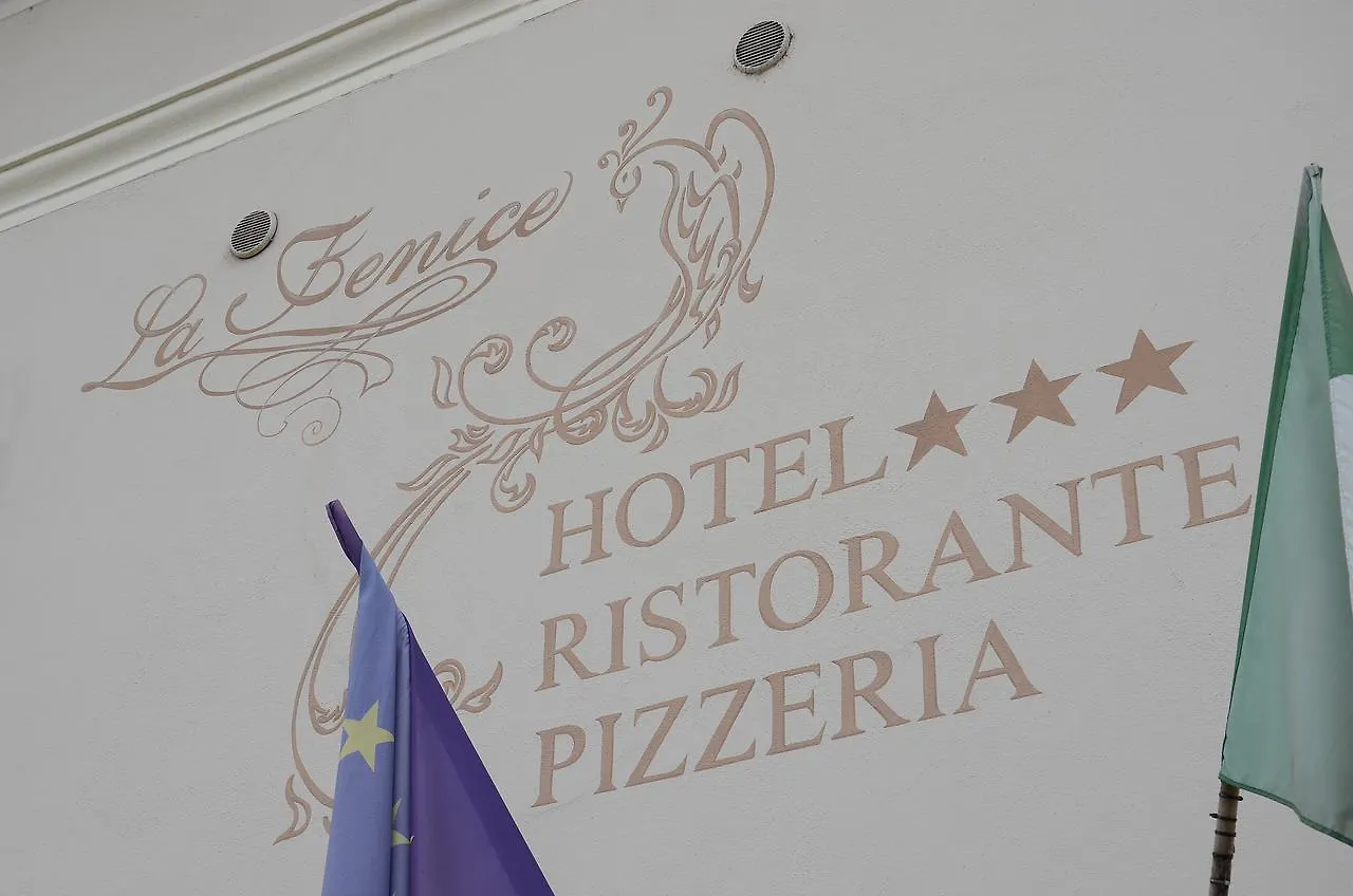 Hotel La Fenice Chiari